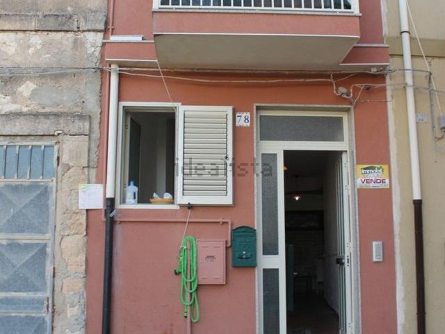 Villetta indipendente in vendita di 130 m² in Via Manzoni, 78