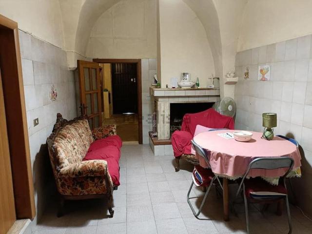 Villetta indipendente in vendita di 210 m² in Via Marconi, 24