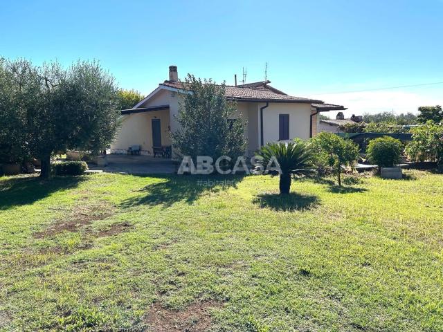 Villetta indipendente in vendita di 130 m² in Via San Nicola