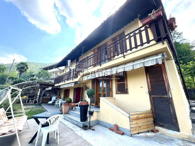 Villetta indipendente in vendita di 130 m² in Via Sis, 136