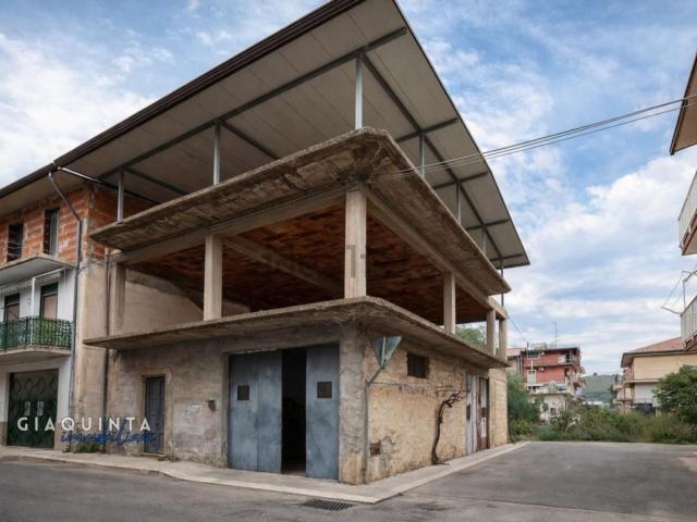 Villetta indipendente in vendita di 130 m² in Via Pierpaolo Pasolini