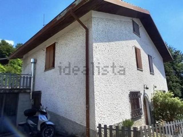 Villetta indipendente in vendita di 130 m² in Via Pratolungo
