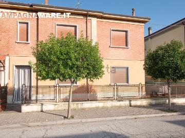 Villetta indipendente in vendita di 130 m² in Via Querca, 10
