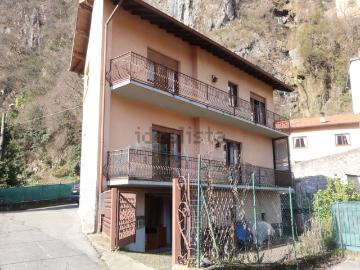 Villetta indipendente in vendita di 130 m² in Via Roano, 2
