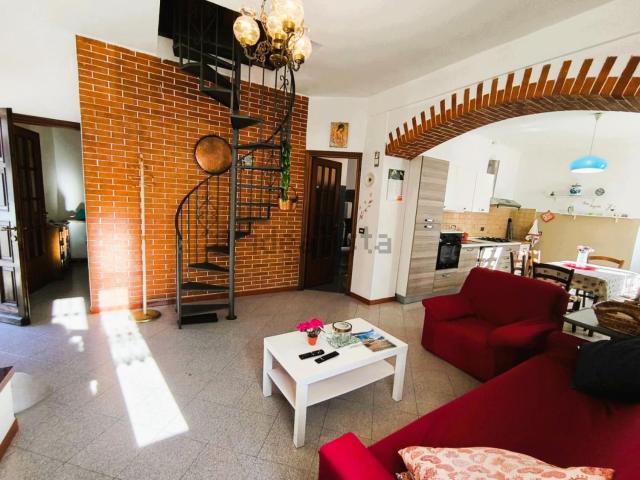Villetta indipendente in vendita di 130 m² in Via Roma