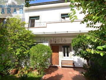 Villetta indipendente in vendita di 130 m² in Via Ravenna, 10