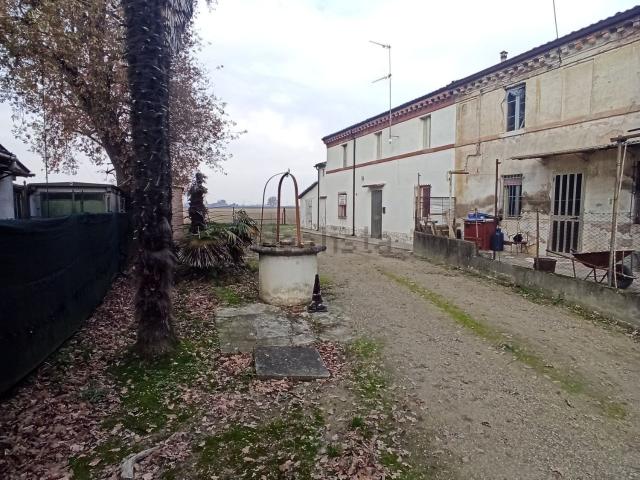 Villetta indipendente in vendita di 130 m² in Via Ravegnana, 505