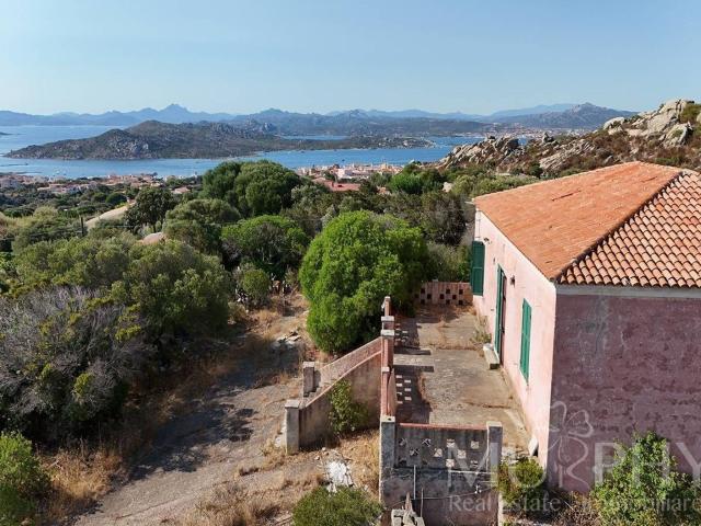 Villetta indipendente in vendita di 130 m² in Via Trinità