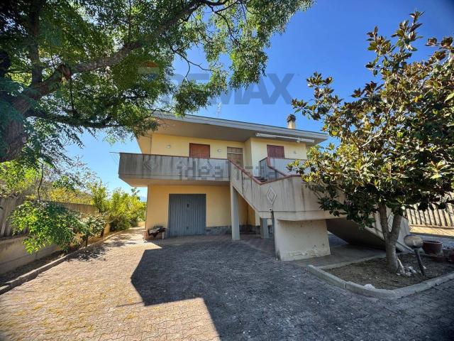 Villetta indipendente in vendita di 130 m² in Via Marco Polo