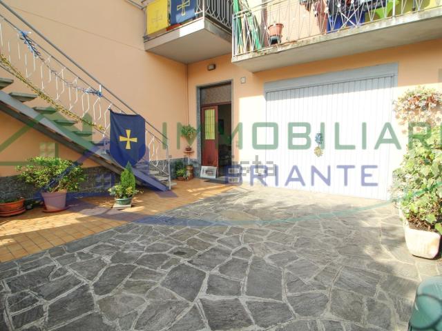 Villetta indipendente in vendita di 130 m² in Viale R. Vanoni