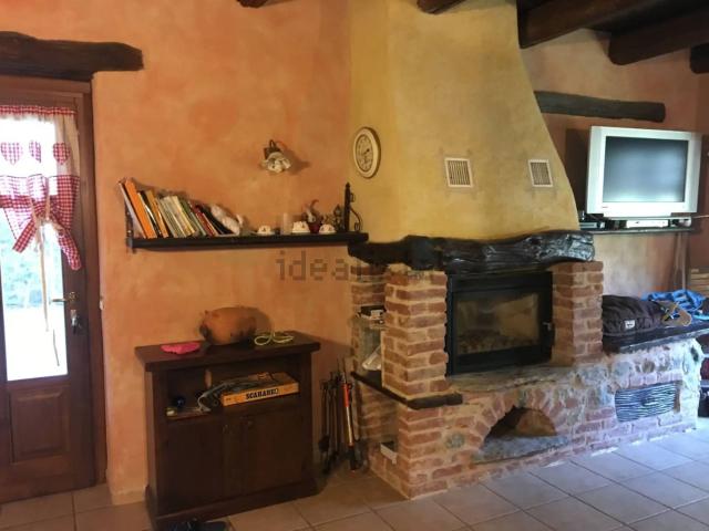 Villetta indipendente in vendita di 131 m² in Via Circonvallazione