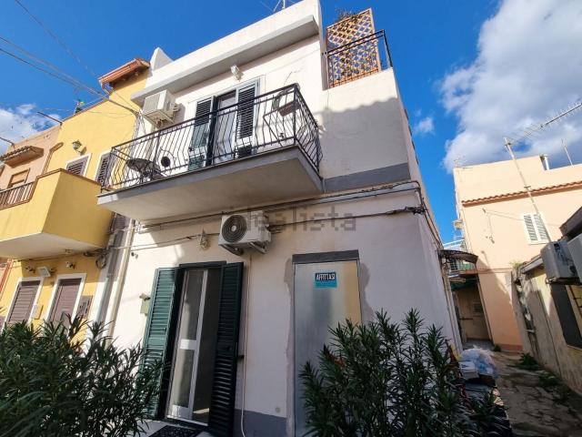 Villetta indipendente in vendita di 131 m² in Via Donato, 23