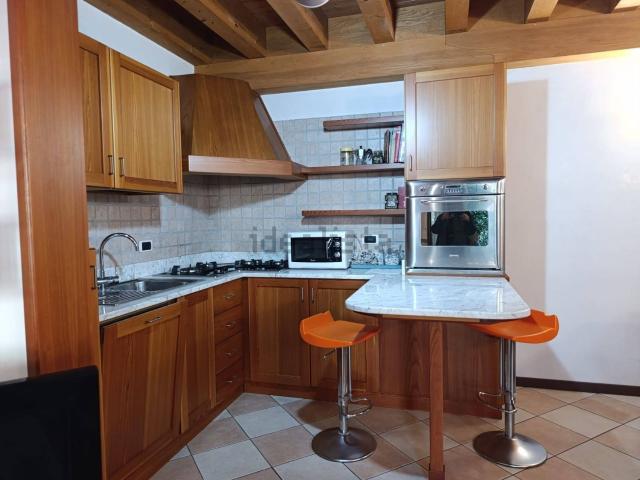 Villetta indipendente in vendita di 131 m² in Via Pilade Bronzetti