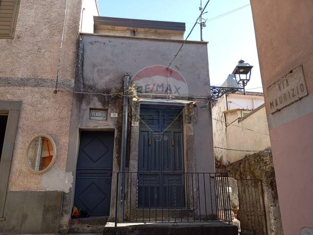 Villetta indipendente in vendita di 132 m² in Via Biondi, 23