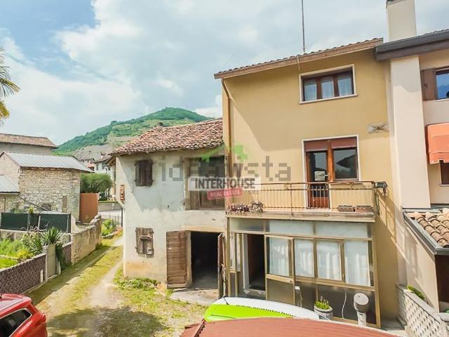 Villetta indipendente in vendita di 132 m² in Via de Carli, 23