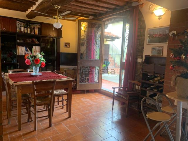 Villetta indipendente in vendita di 132 m² in Via Fornacette, 7