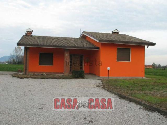 Villetta indipendente in vendita di 132 m² in Via San Pio Decimo