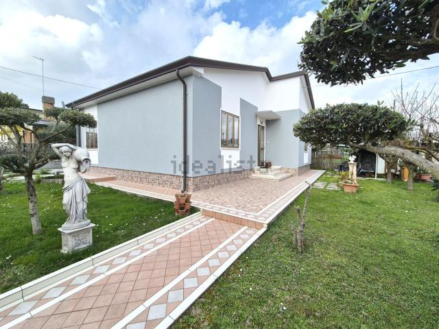 Villetta indipendente in vendita di 132 m² in Via Priorato Sant&apos Antonio, 12