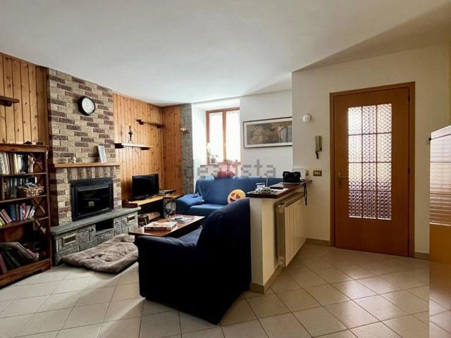 Villetta indipendente in vendita di 132 m² in Via Tenente Pedrazzoli, 3
