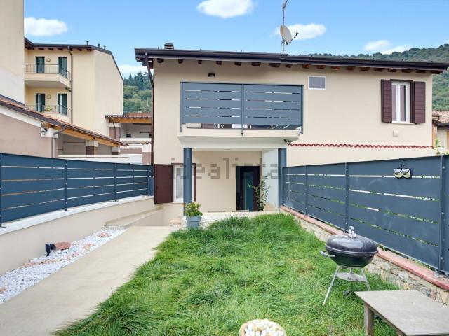 Villetta indipendente in vendita di 133 m²