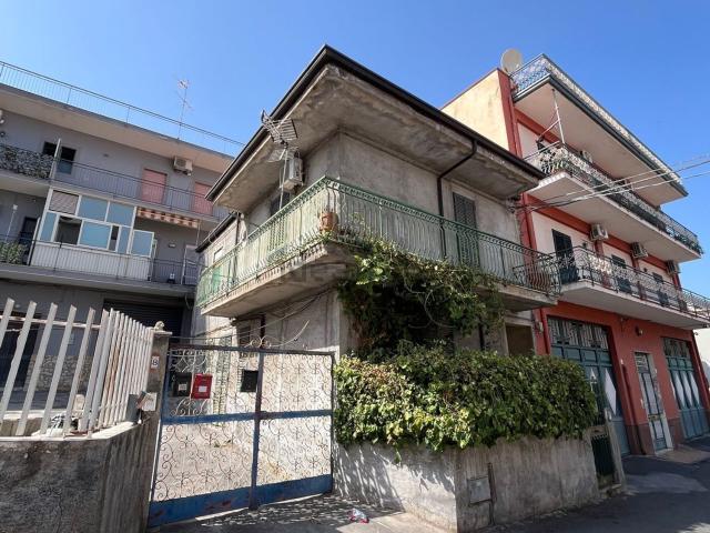 Villetta indipendente in vendita di 133 m² in Via del Glicine, 9
