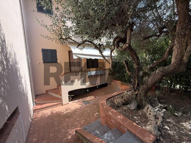 Villetta indipendente in vendita di 133 m² in Via Eugenio Curiel, 15