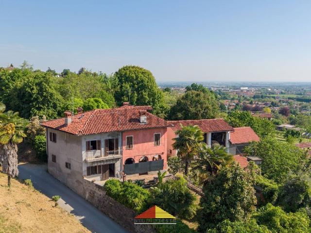 Villetta indipendente in vendita di 133 m² in Via San Bernardino