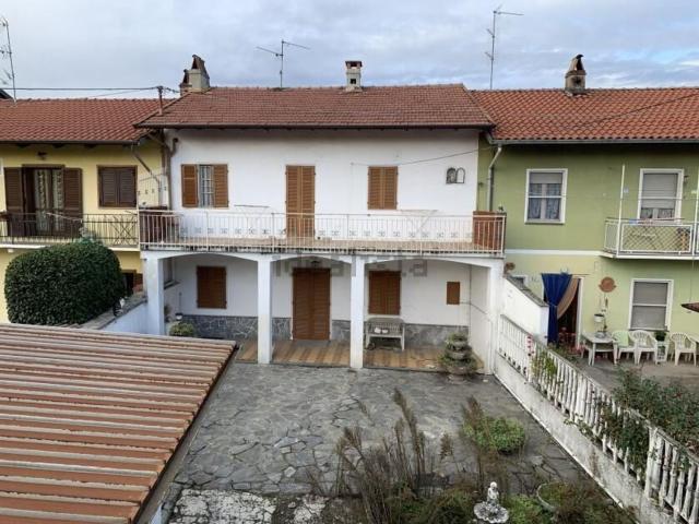Villetta indipendente in vendita di 133 m² in Via Roma, 54
