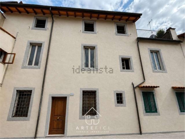 Villetta indipendente in vendita di 133 m² in Piazza Mercatale, 164