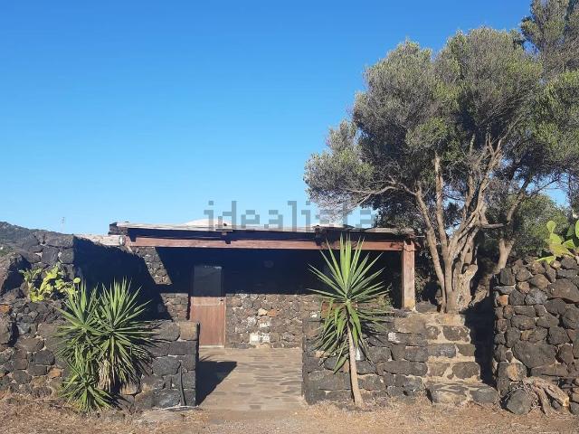 Villetta indipendente in vendita di 134 m² in Via Cafaro, 12