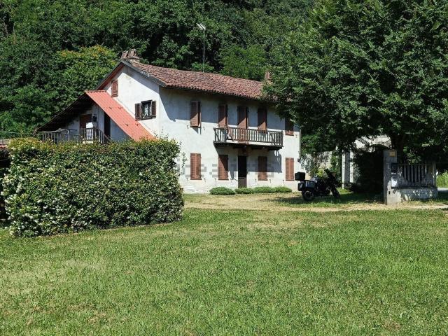 Villetta indipendente in vendita di 134 m² in Via Case Sparse, 7