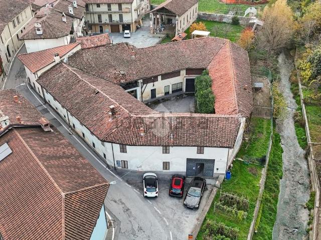 Villetta indipendente in vendita di 134 m² in Via Giovanni Trimaglio, 48
