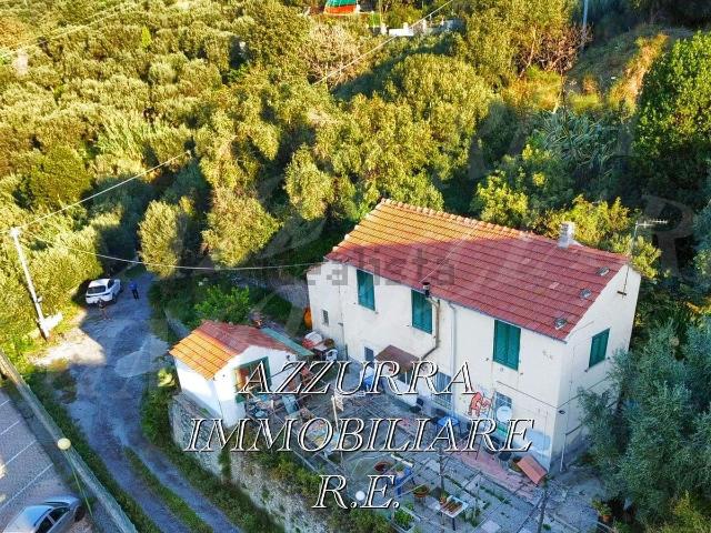 Villetta indipendente in vendita di 135 m² in Via 1° Maggio