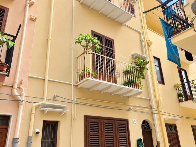 Villetta indipendente in vendita di 135 m² in Via Consolo, 9
