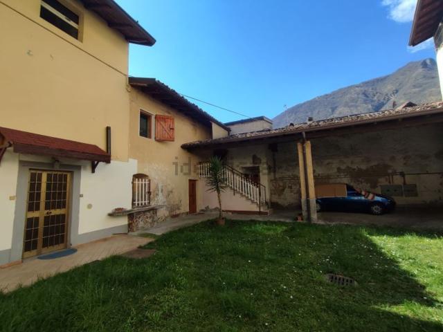 Villetta indipendente in vendita di 135 m² in Via Cavour, 16