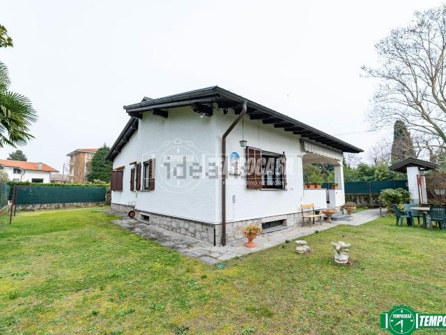 Villetta indipendente in vendita di 135 m² in Via Campi Elisi, 27