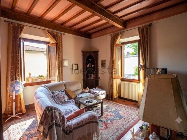 Villetta indipendente in vendita di 135 m² in Via Alessandro Manzoni