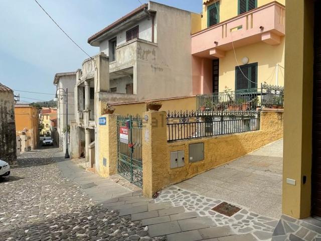 Villetta indipendente in vendita di 135 m² in Via Brefotrofio, 18