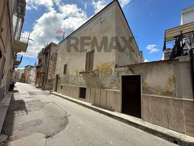 Villetta indipendente in vendita di 135 m² in Via G. Randaccio, 76