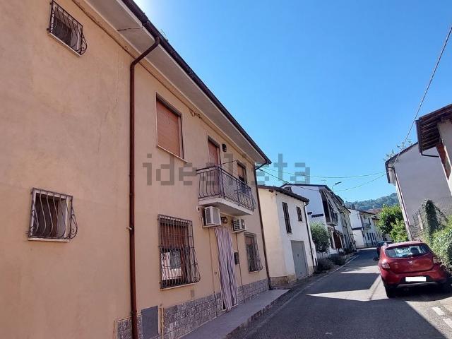 Villetta indipendente in vendita di 135 m² in Via dei Fiori