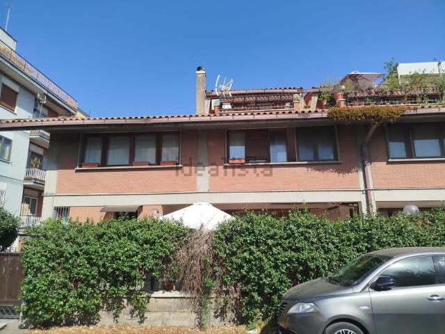 Villetta indipendente in vendita di 135 m² in Via Ortonovo, 41