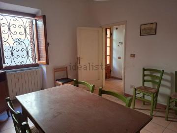 Villetta indipendente in vendita di 135 m² in Via Montalese