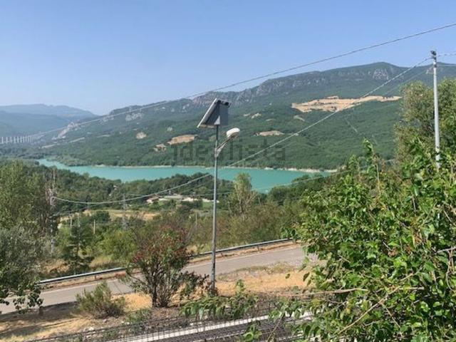 Villetta indipendente in vendita di 135 m² in Via Macchia, 4