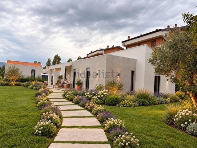 Villetta indipendente in vendita di 135 m² in Via Sarzanello, 224