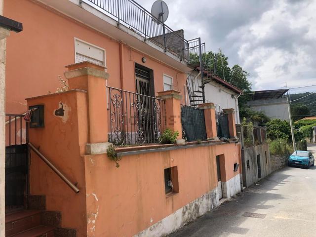 Villetta indipendente in vendita di 135 m² in Via Palmentelli, 7