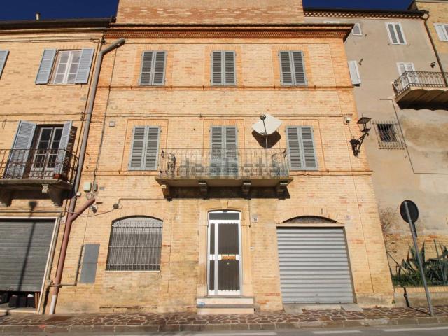 Villetta indipendente in vendita di 135 m² in Via XXIV Maggio, 35