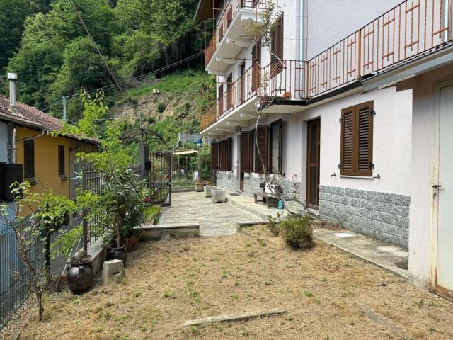 Villetta indipendente in vendita di 136 m² in Via Cossa, 27