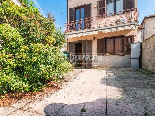 Villetta indipendente in vendita di 136 m² in Via Castello, 3