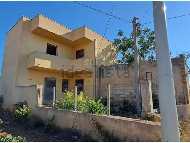 Villetta indipendente in vendita di 136 m² in Via Olimpia