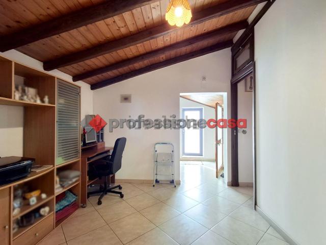 Villetta indipendente in vendita di 136 m² in Via Manganelli, 2